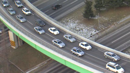 귀성길 15일 오전, 귀경길 16일 오후 가장 막힐 듯 / YTN