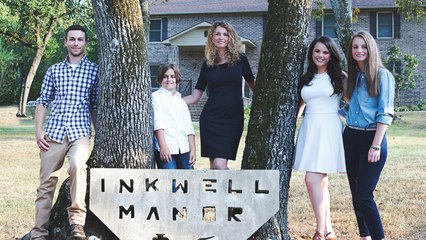 This Mother and Her Four Kids Built Their Own House After Watching Youtube Tutorials