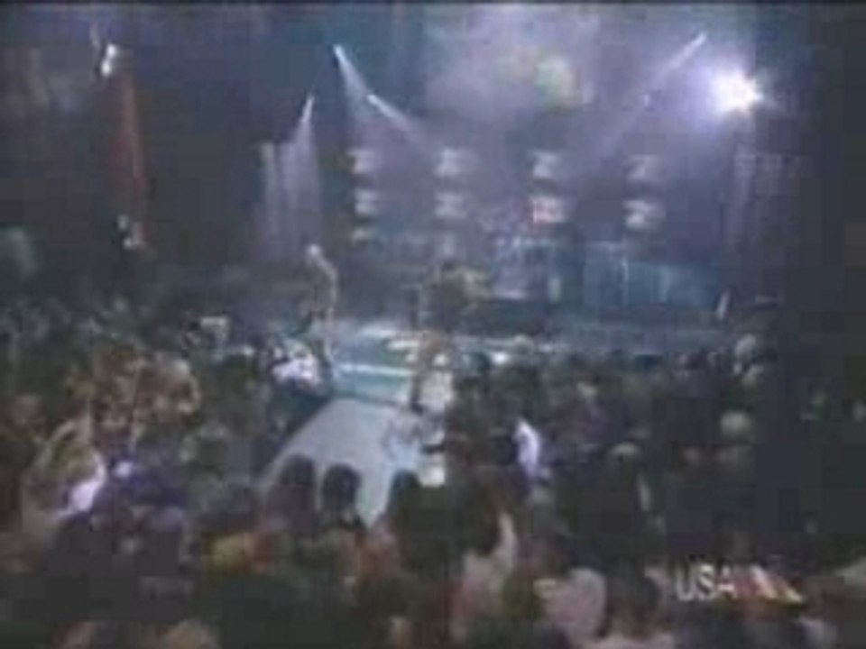 System Of A Down - Sugar (Live on Farmclub)