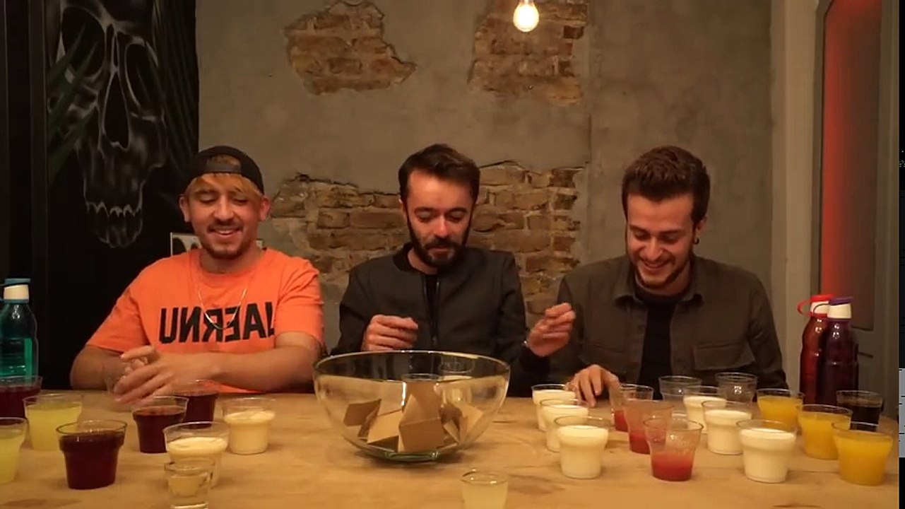 İŞEMEME CHALLENGE OYNADIK! ft  Alper Rende & Akgün Kavarna