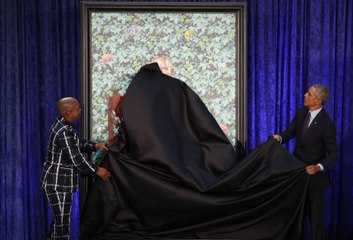 Take a Look at Barack and Michelle Obama's Official Portraits