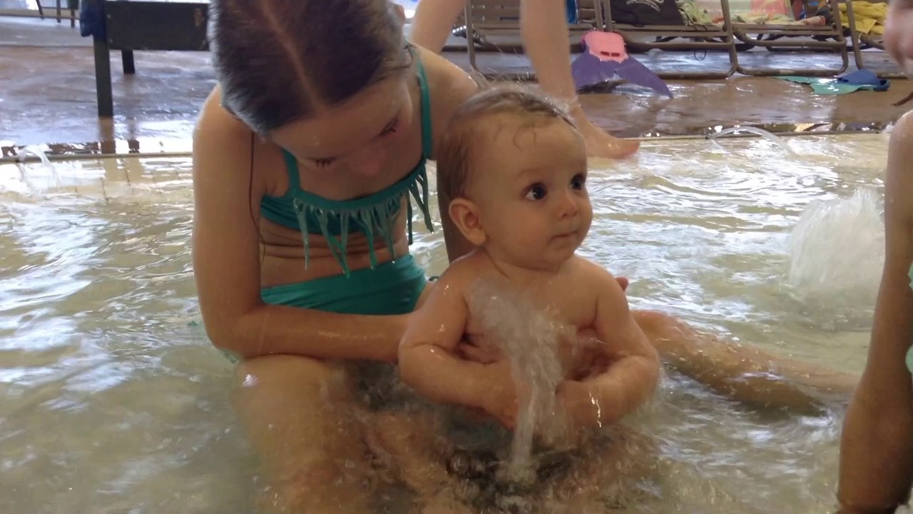 BABIES FIRST TIME AT THE POOL - SHOPPING WITH KIDS - FAMILY VLOG