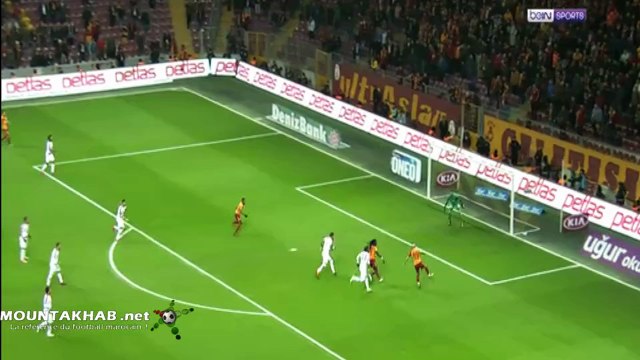 ASSIST YOUNES BELHANDA POUR FEGHOULI