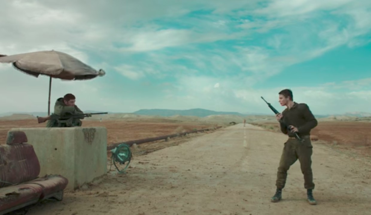 Foxtrot - Trailer español (HD)