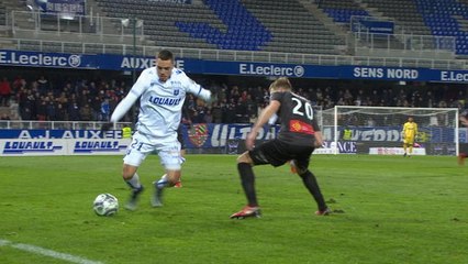 Domino's Ligue 2 - 25ème journée - L'incroyable feinte de Sakhi pour Auxerre