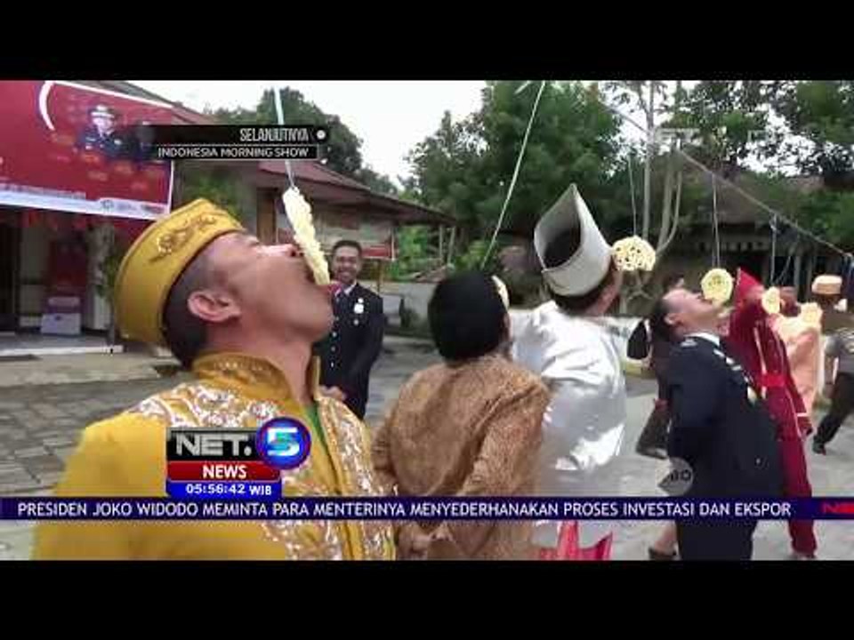 Serunya Warga Asing Kenakan Baju Adat Indonesia - NET 5