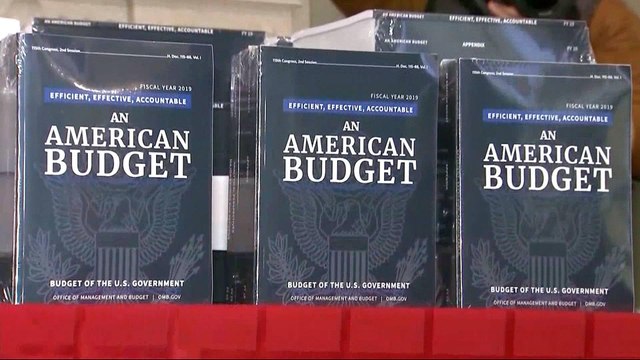 Trump unveils $4.4 trillion budget proposal
