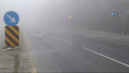 Bolu Dağı'nda Yoğun Sis ve Hafif Kar Yağışı