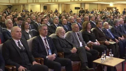 Özhaseki: "Yeni Bir Medeniyetin İnşasının Sancılarını Çekiyoruz"