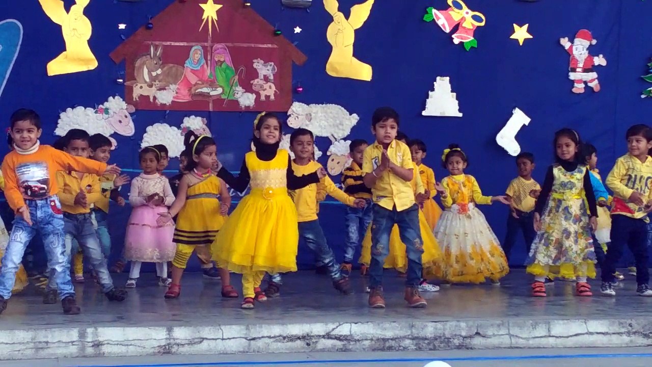 Children group dance