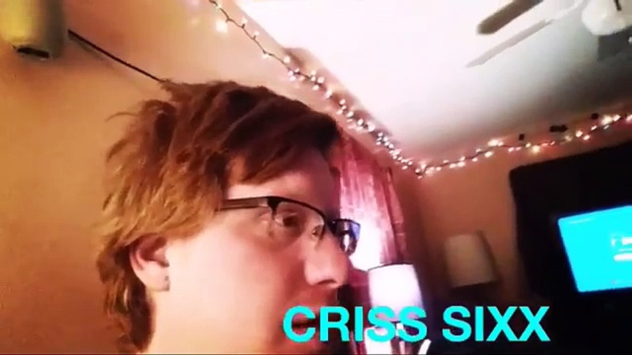 NEW Totinos  Mac N' Cheese with Bacon Pizza Rolls Review