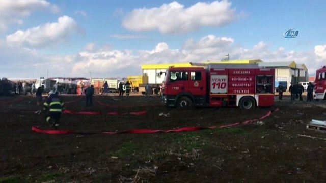 Eskişehir’de plastik fabrikasında yangın... Plastik meyve sebze sandığı üretilen fabrika alev alev yandı