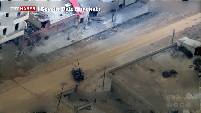 Terör örgütü YPG/PKK evlerin arasından Türkiye'ye saldırıyor