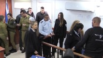 'Filistinli cesur kız' Ahed'in yargılanması - RAMALLAH