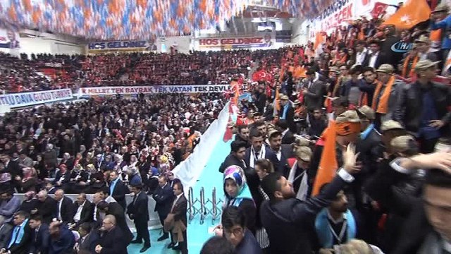 - Başbakan Yıldırım memleketi Erzincan’da- “Çanakkale deki mücadelemiz ne ise Afrin’deki mücadelemiz de odur”- “Afrin’i siyaset konuşmayacakta Balinaların Yunusların geleceğini mi konuşacak”- “Ey ABD bu canilere silah vermeyi bı...