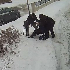 Bus Driver Pulls Over To Help An Old Man Who Fell In Snow