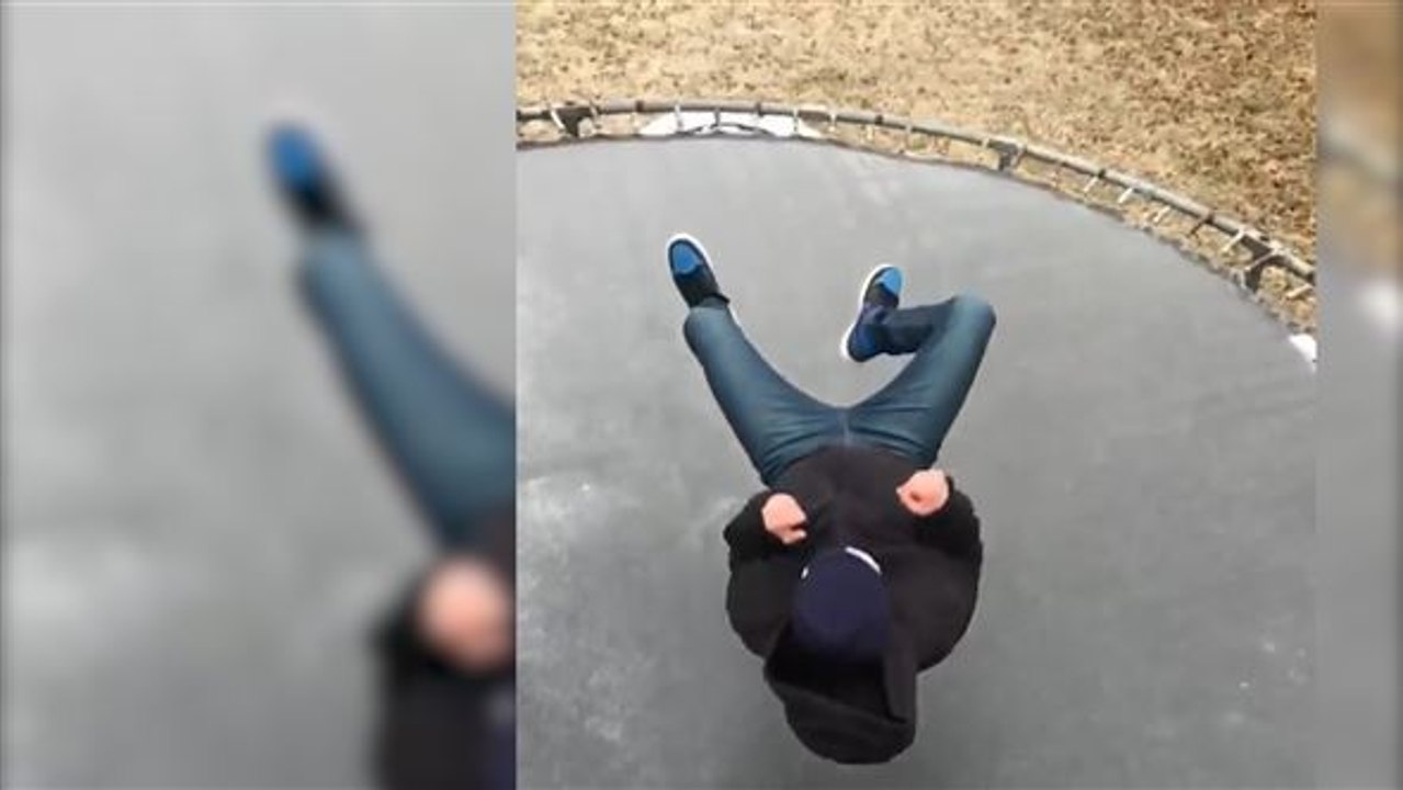 Riskanter Spaß: Sprung auf dicke Eisschicht