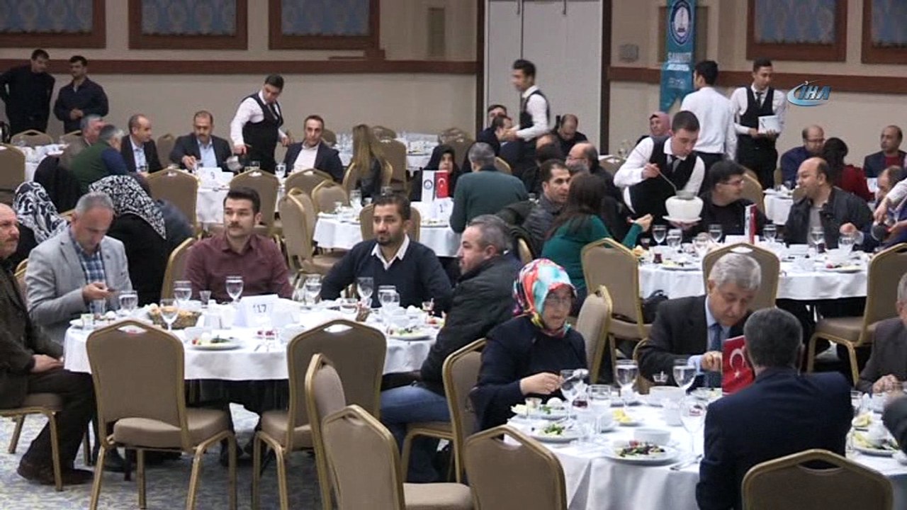 Tahmazoğlu, okul müdürleri ile bir araya geldi
