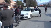 Denizli Okul Önlerinde Polisten Uyuşturucu Satıcılarına Yönelik Denetim