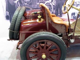 Rétromobile 2016-Renault AK 1906