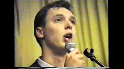 Aleksandar Vučić u okupiranoj Glini 1995