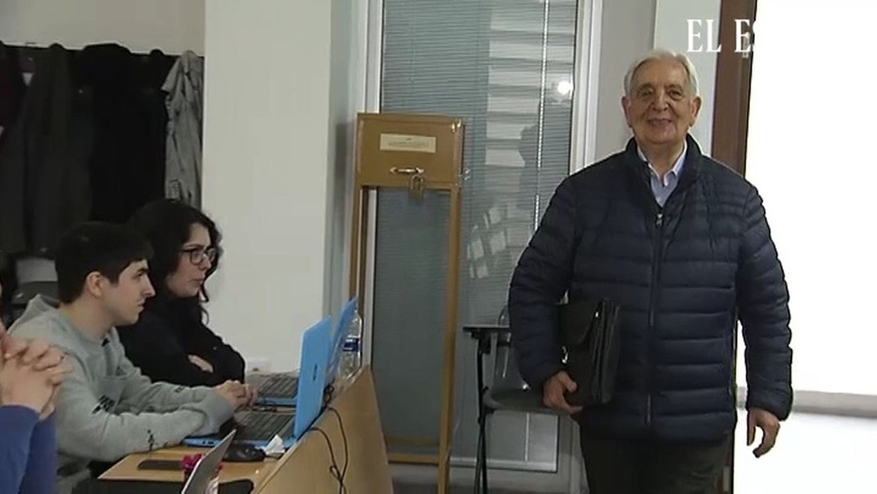 Miguel se va de Erasmus a los 80