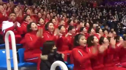 Des supportrices nord-coréennes mettent le feu aux JO d'hiver !