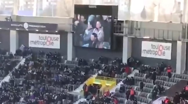 Le Toulouse Football Club troll les supporters du PSG