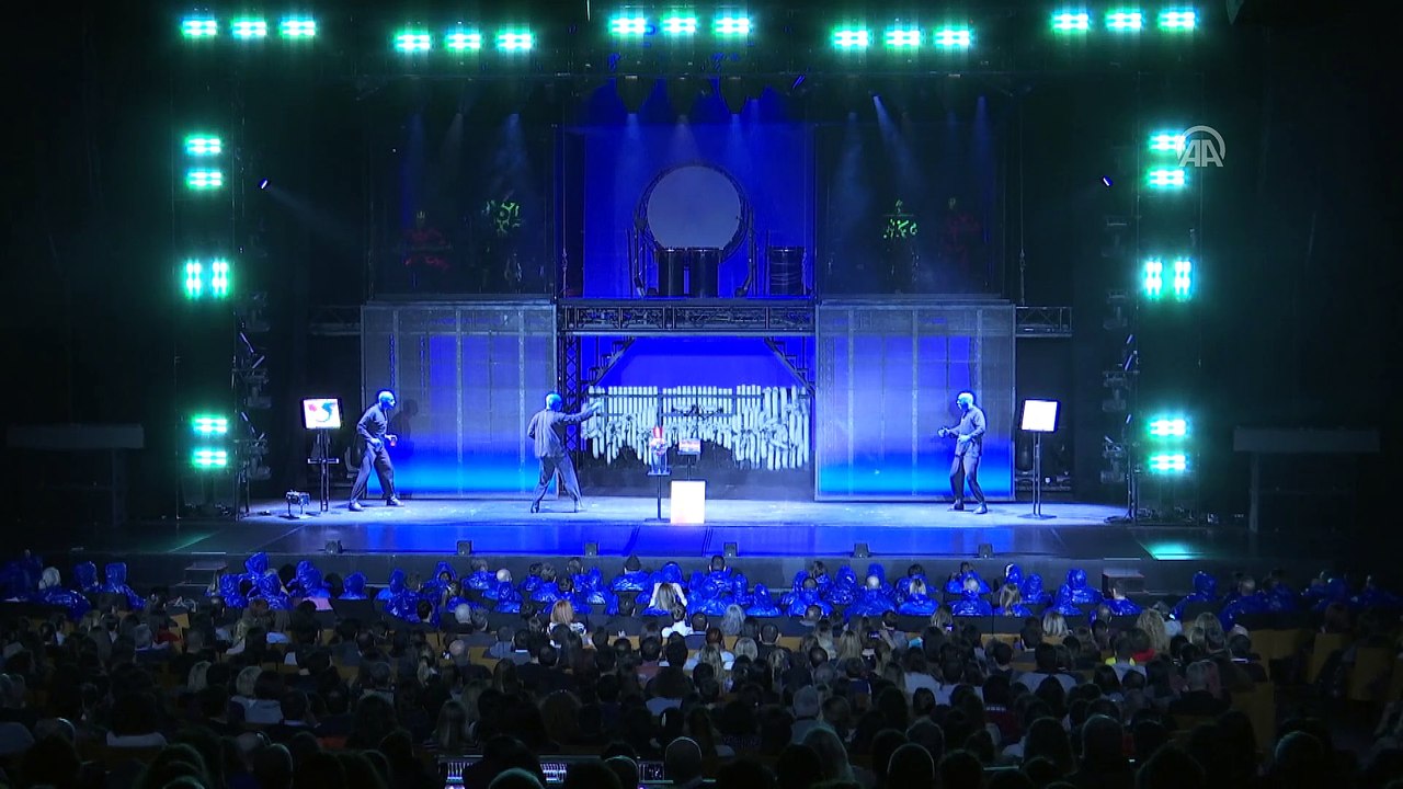 'Blue Man Group' sanatseverlerle buluştu - İSTANBUL
