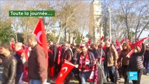 ISTANBUL : Funérailles des policiers victimes d’une double attaque revendiquée par les kurdes du TAK