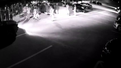 Una balacera de película tras una pelea entre mujeres