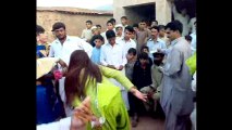 orki kusray nast dance lakki marwat shadi boys dnace amsti hijra mast dance
