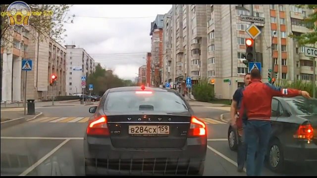 BRIGAS DE TRANSITO GRAVADAS POR CAMERAS DE CARROS - INACREDITAVEL 2018_2