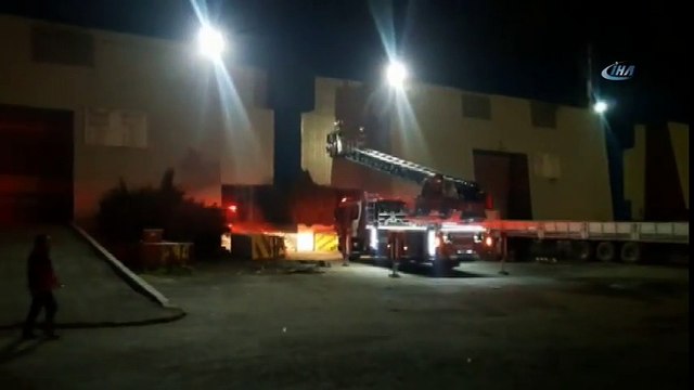 Yeşilköy CNR Fuar Merkezi'nde Yangın!