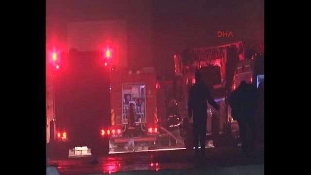 Yeşilköy'de fuar merkezinde korkutan yangın