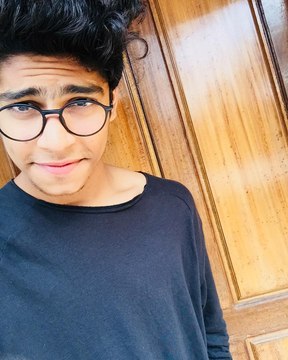 ಪ್ರಿಯಾ ಬಗ್ಗೆ ಮಾತಾಡಿದ್ದು ಸಾಕು, ಈ ಹುಡುಗ ಯಾರು ಅಂತ ಕೇಳಿ! | Oneindia Kannada