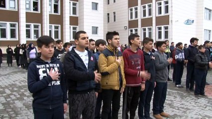 Şehidin adının verildiği okulun öğrencilerinden Afrin’e destek