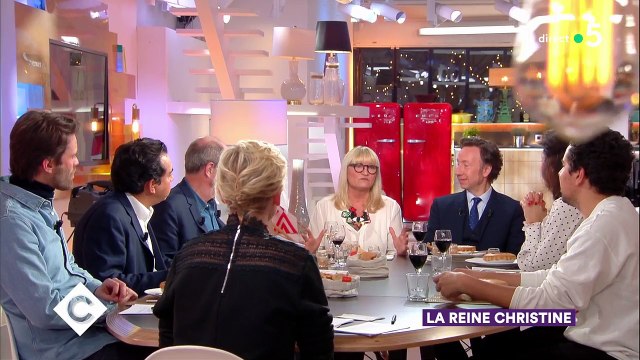 Fou rire incontrôlable de Nicolas Sarkozy dans C à vous : Christine Bravo dit tout !