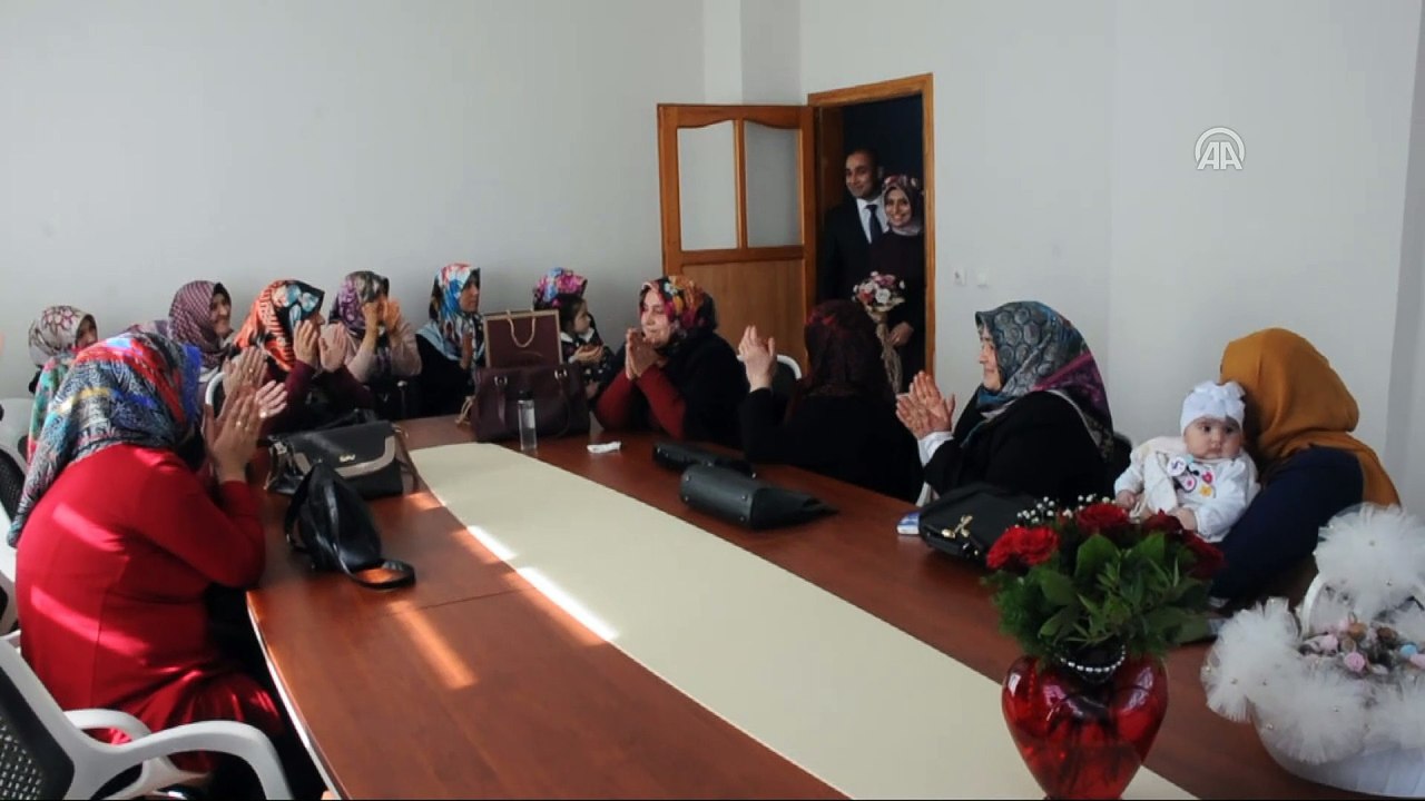 Kadirli İlçe Müftüsü Gündoğdu resmi nikah kıydı - OSMANİYE