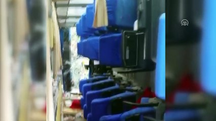 Yolcu midibüsü devrildi: 9 yaralı - ANTALYA