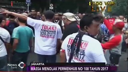 Demo Aliando di Depan Istana Sempat Ricuh