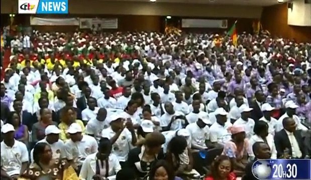 Les 85 ans de Paul Biya fêtés en grandes pompes au Palais du Congrès par les Jeunes du Cameroun.