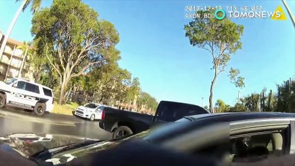 용의자, 경찰 검문 받다, 경찰 차에 매단 채로 전속력으로 질주해 도주