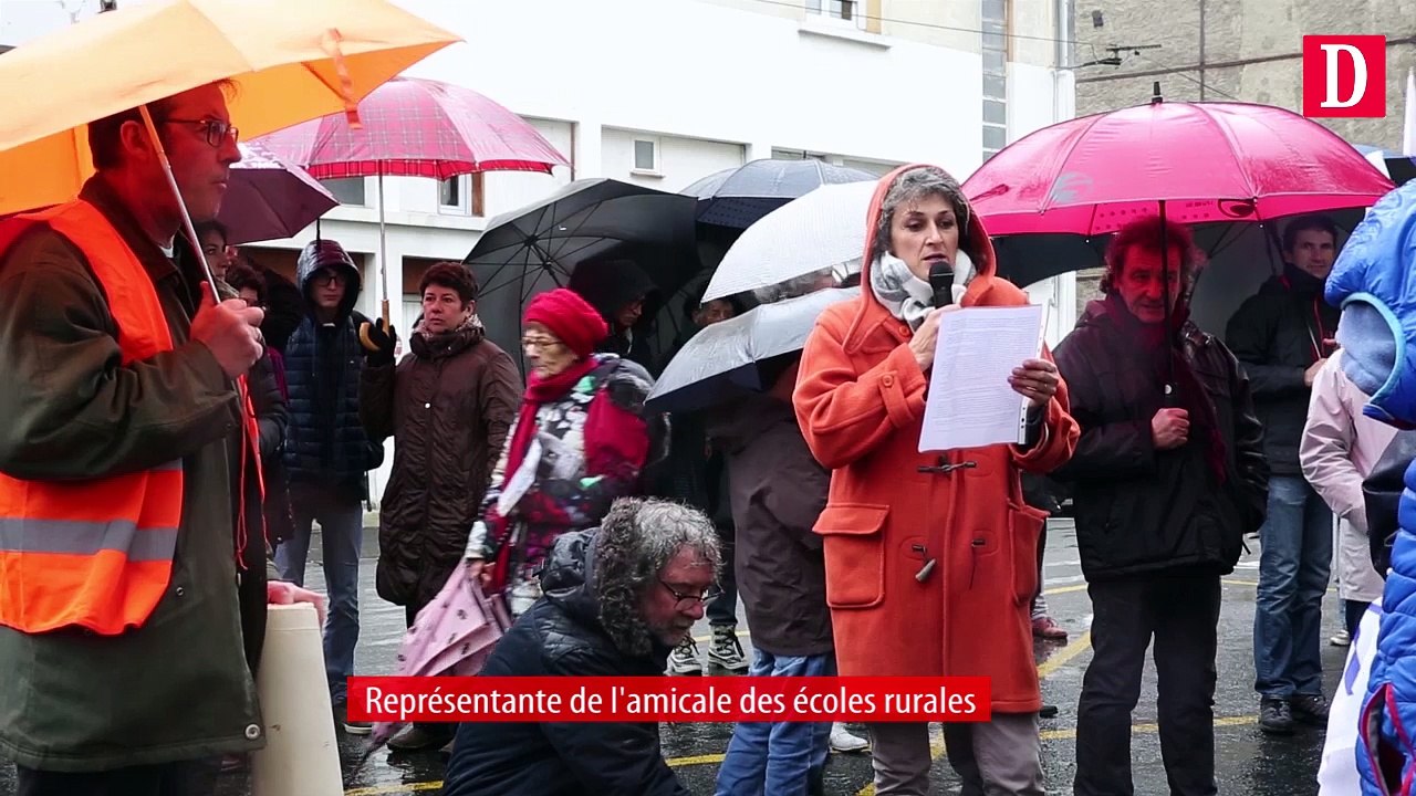 Les écoles se battent pour sauver leurs classes
