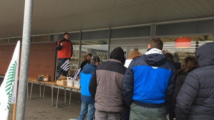 Les agriculteurs dénoncent les promotions