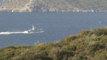 Türk savaş gemileri Kardak Kayalıkları'ndan ayrılmadı