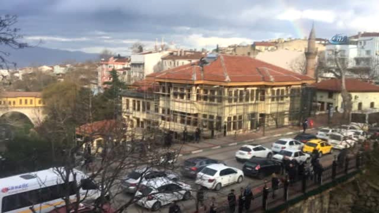 Sevgililere Gökkuşağı Sürprizi