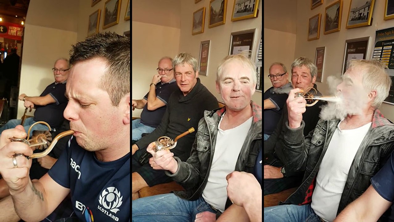 Une bonne blague avec une pipe