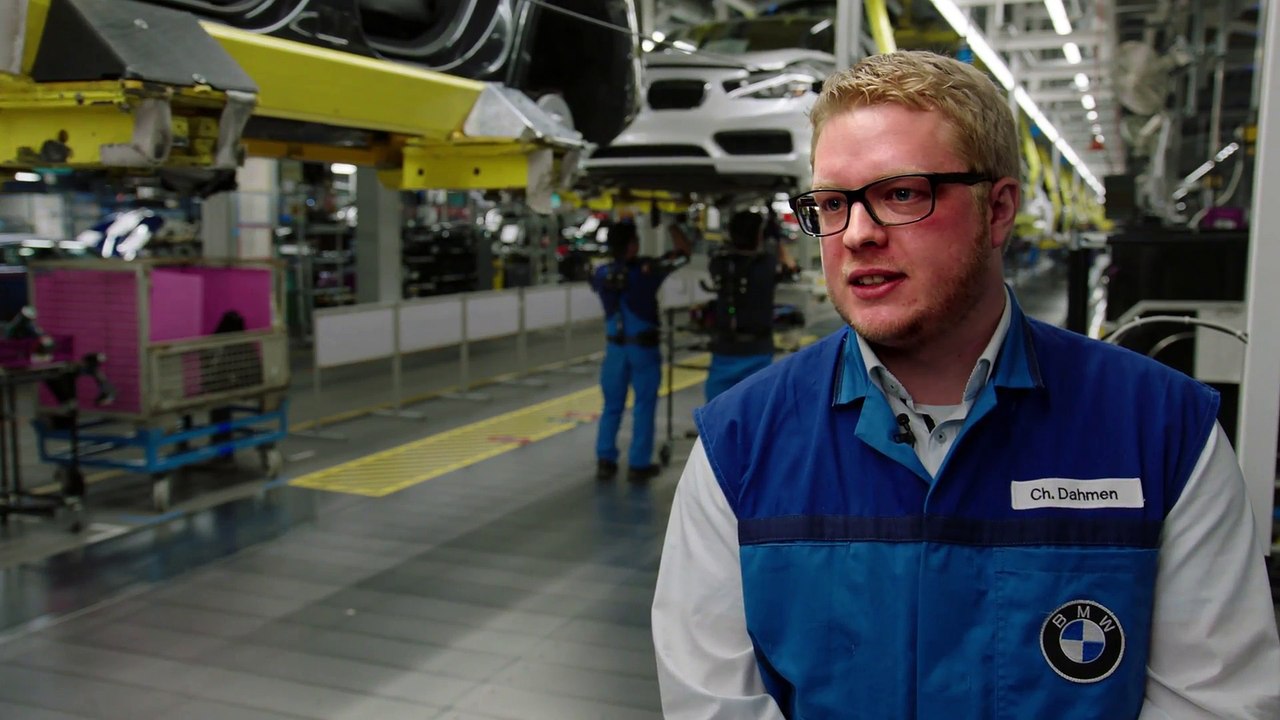 BMW X2 Produktion - Christian Dahmen, Experte für Produktionssysteme, Digitalisierung, Innovation und Data Analytics