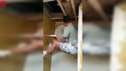 Cet ouvrier ne finira pas vieux vu les risques qu'il prend au taf